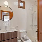 Bay View Apartment